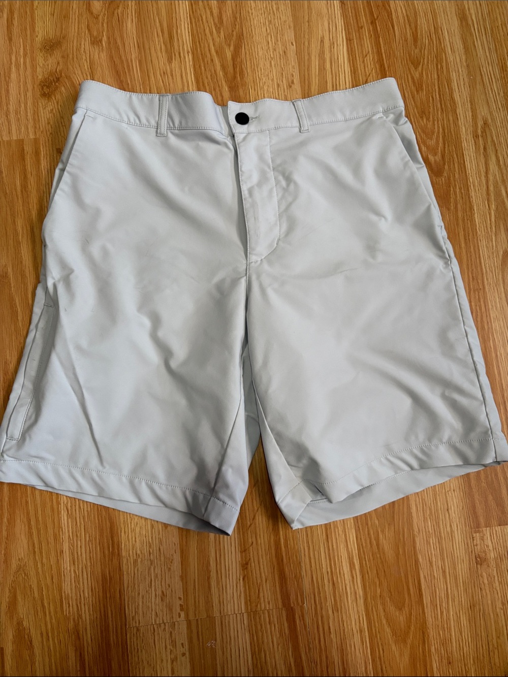Gerry Weber Men's Light Gray Performance Flat Front Shorts